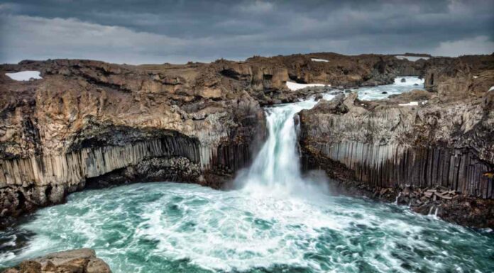 Aldeyjarfoss waterfall on a cloudy day