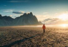 clothes to wear in August in Iceland