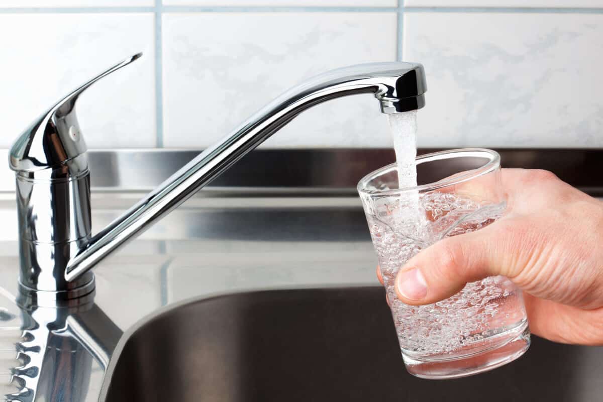 Iceland tap water filling up a glass
