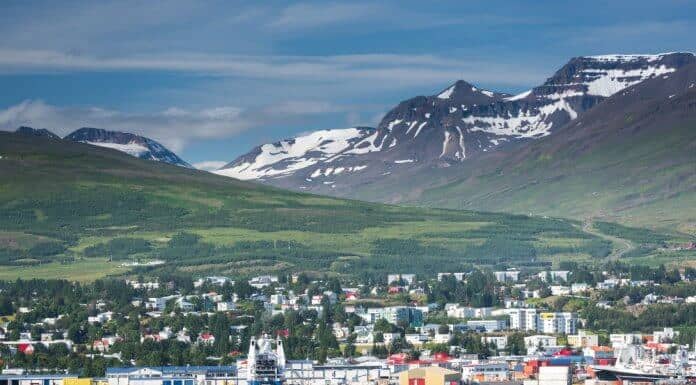 24 hours in Akureyri, North Iceland