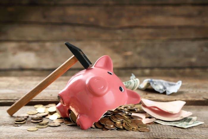 Piggy bank to save up some money for camping on a budget in Iceland