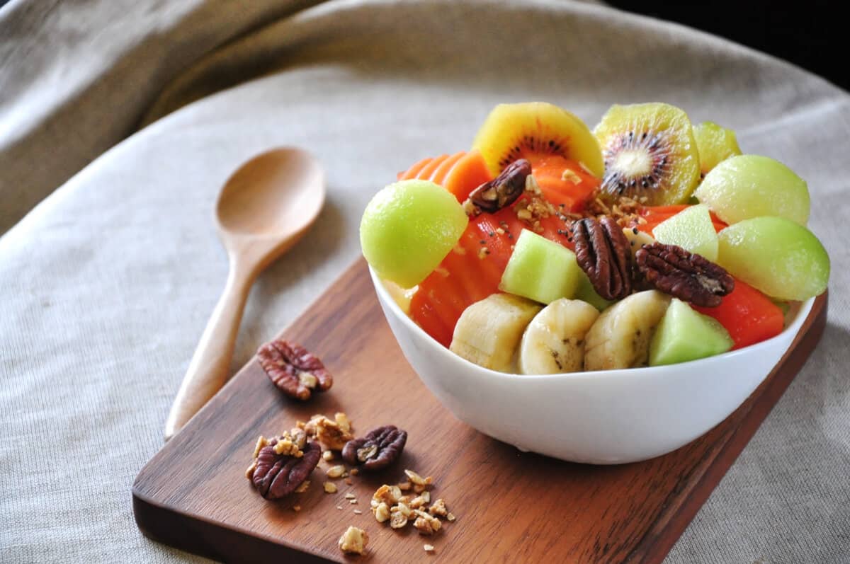 Eat fresh fruits and vegetables while camping in Iceland