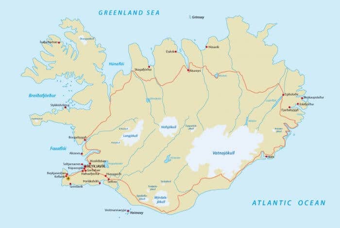 Map of Iceland with the main ring road route traced on it
