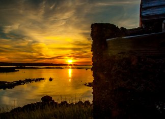 The Midnight Sun in Iceland over the ocean