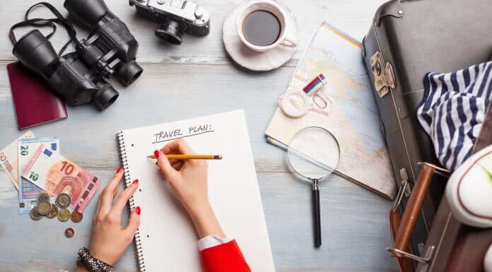 Adding items to a packing list for Iceland