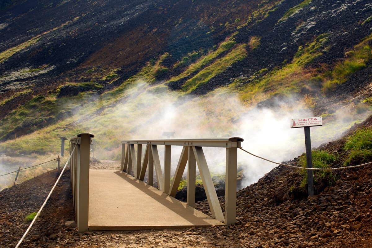 Reykjadalur hot springs hike