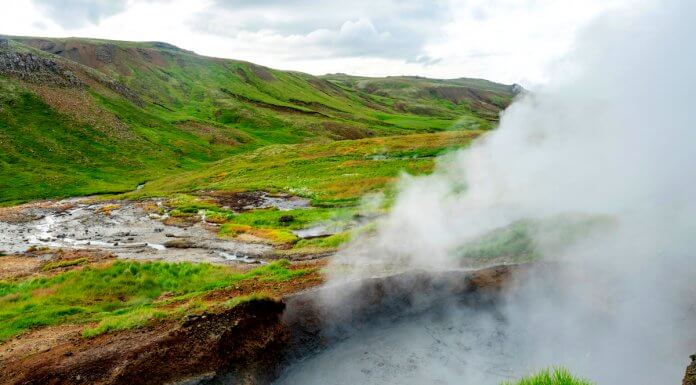 Reykjadalur hot springs