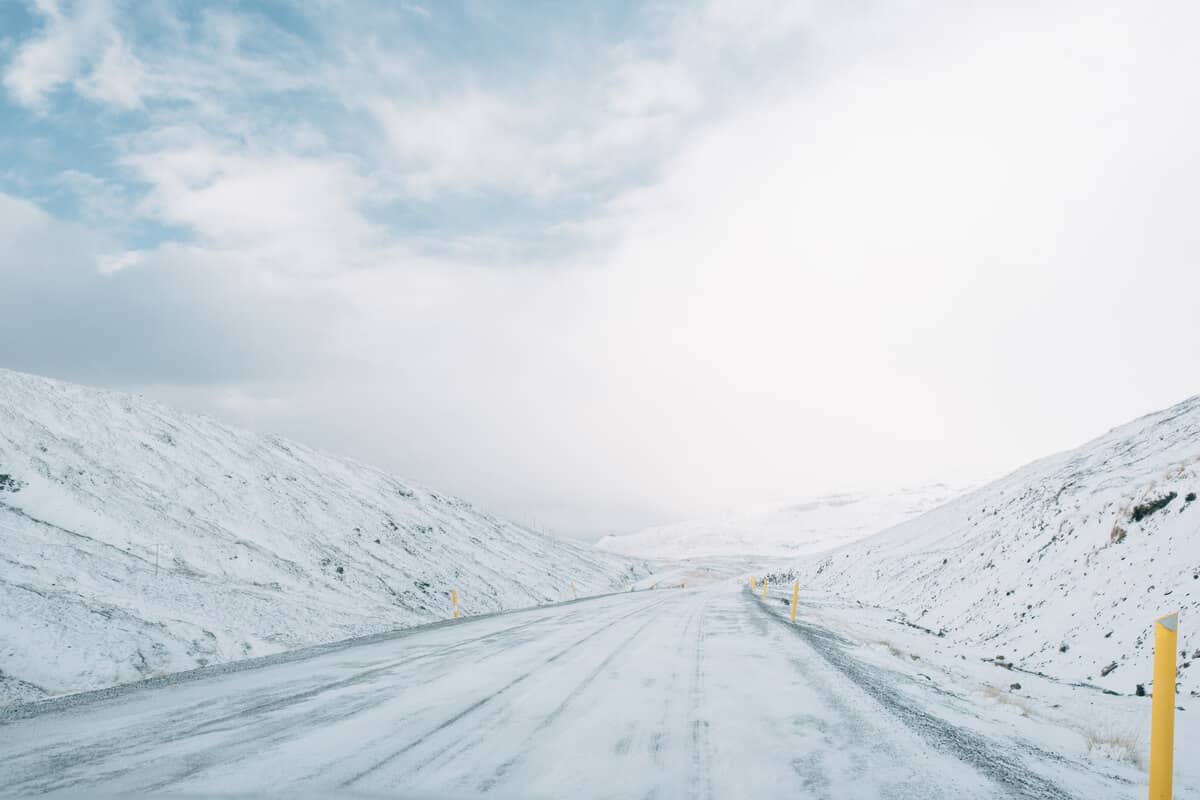 Snow tires in Iceland for winter road conditions