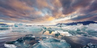 The Diamond Beach is a must-see attraction at Vatnajökull National Park